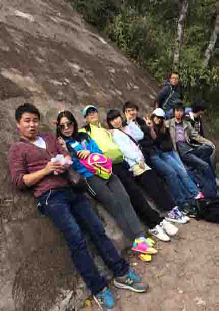 �y���b���O(sh��)Ӌ(j��)��˾|�N���b��������Pɽʮһ���{�ޠI(y��ng)һ����