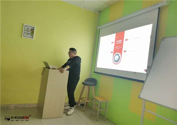 �y���b�޹�˾|�y���b���OӋ��˾|�N���b�