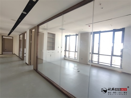 �y���k�����b���OӋ�����D|�N���OӋ