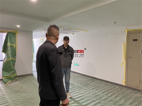 �y���k�����b���OӋ�Ŀ|�N���OӋ