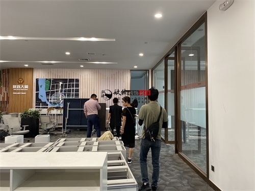 �y���k�����b���OӋ�Ŀ|�N���b�