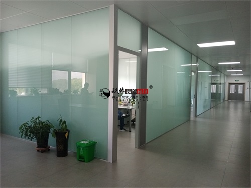 �y���k���ҹ��b�O(sh��)Ӌ(j��)�(xi��ng)Ŀ|�N���O(sh��)Ӌ(j��)