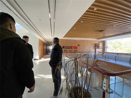 �y���k�����b���OӋ�Ŀ|�N���b�