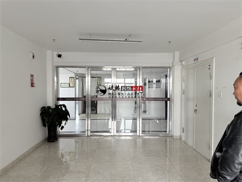 �y���о�Ժ�b���OӋ�Ŀ|�N���b�