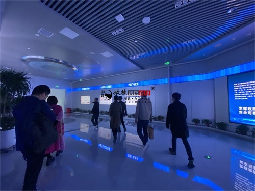 �y���Ƽ�չ�d�OӋ�b���Ŀ|�N���b�