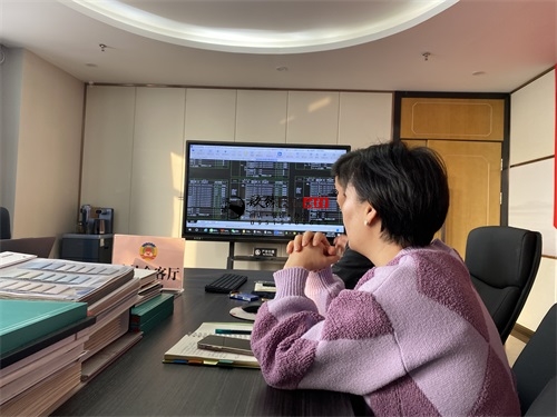 �y���k�����b���OӋ�Ŀ|�N���b�