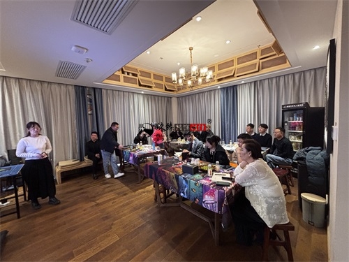 �y���OӋ�b�޹�˾���Y�����_|�N���b�