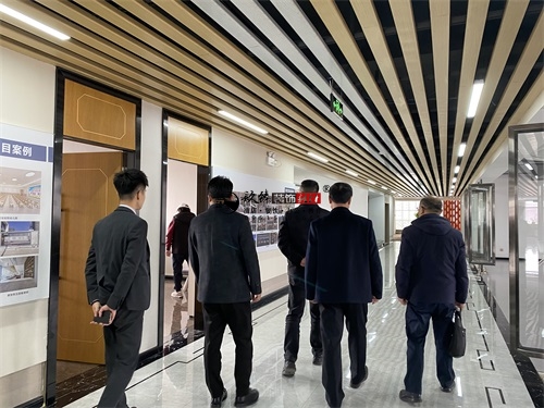 �y���b���OӋ��˾|�N�鹤�b